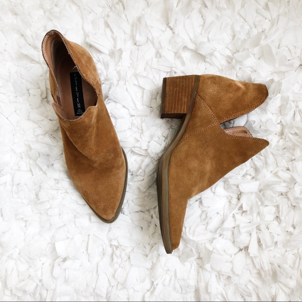 Steve Madden Suede Boots